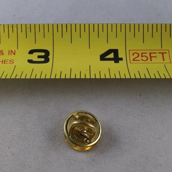 VTG Key Club/Kiwanis International Gold Plated Member Pin Logo Lapel Hat Tie - Picture 3 of 4